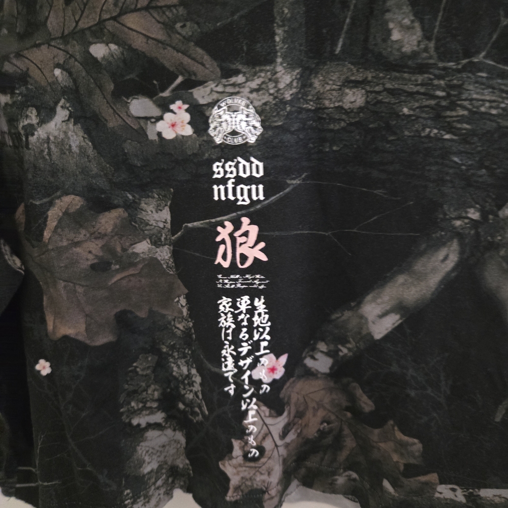 Darc Sport Cherry Blossom Camo Crop Tee - Picture 2 of 5
